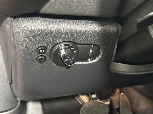 Used 2024 MINI Cooper SE image 19