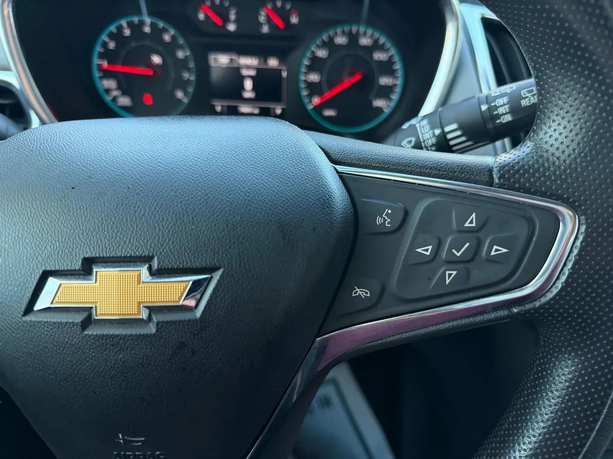 Used 2019 Chevrolet Equinox LS image 22