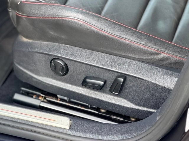 Used 2016 Volkswagen GTI Autobahn w/ Lighting Package (SEL) FWD image 8