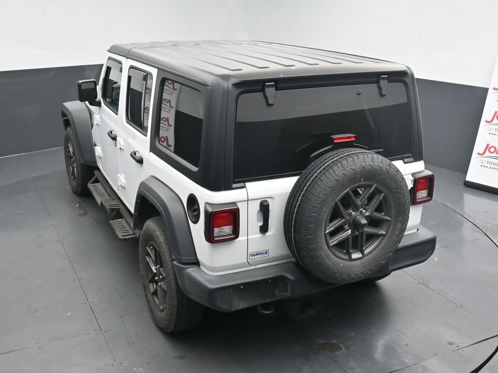 Used 2024 Jeep Wrangler Sport S image 14