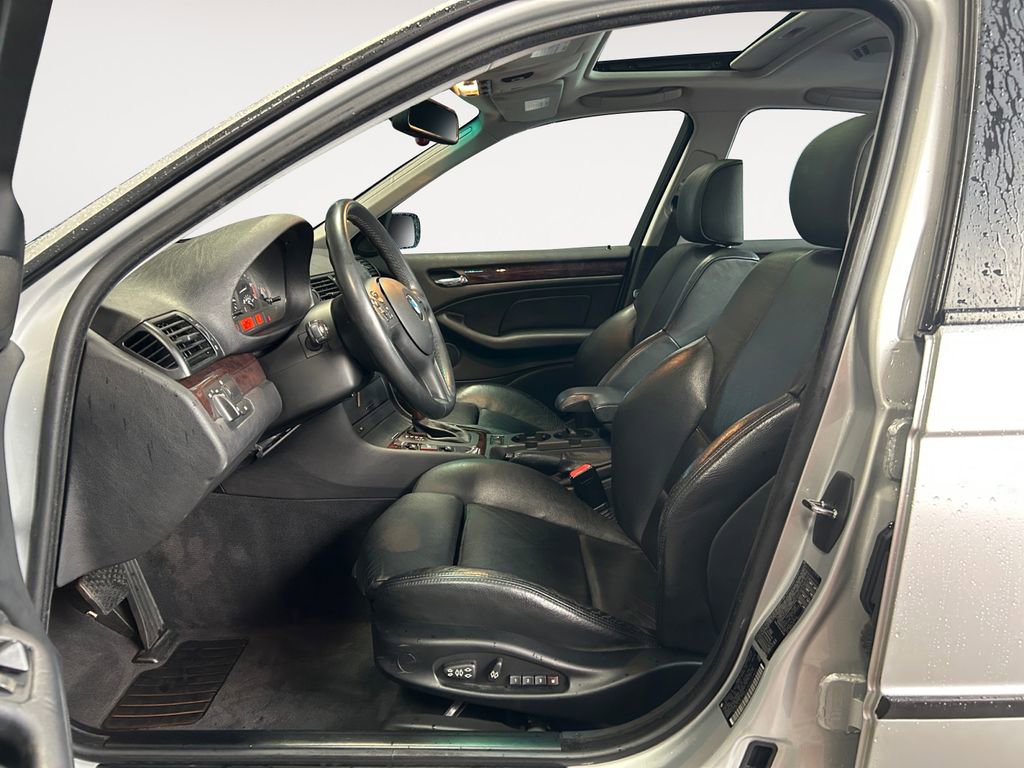 Used 2003 BMW 325i Sedan image 15