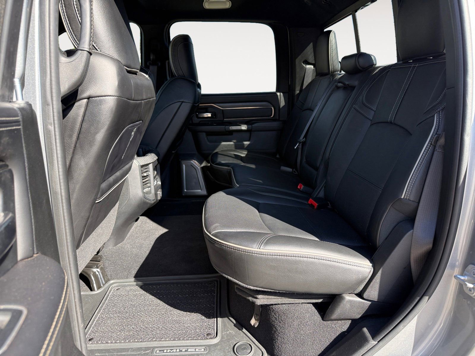 Used 2021 RAM 2500 Limited image 13