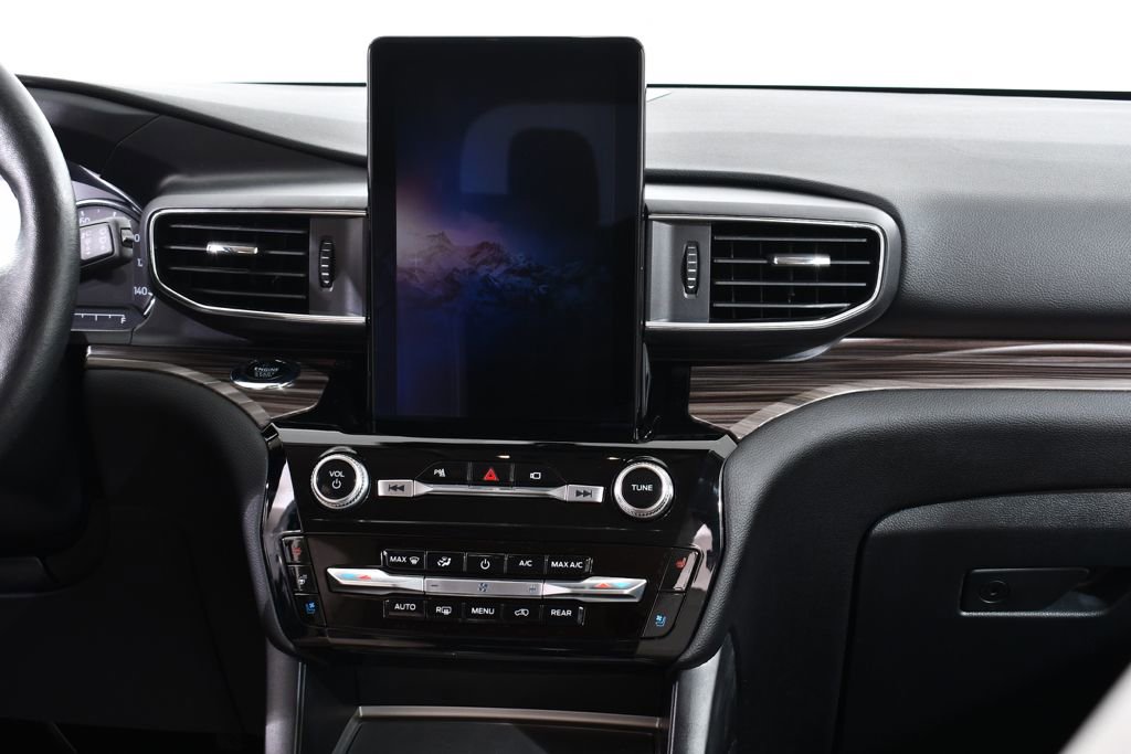 Used 2022 Ford Explorer Limited w/ Limited Technology Package image 9