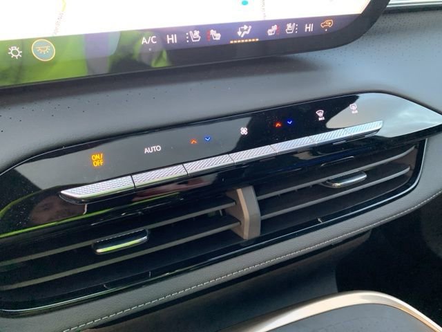 New 2026 Buick Enclave Avenir w/ Super Cruise Package image 23