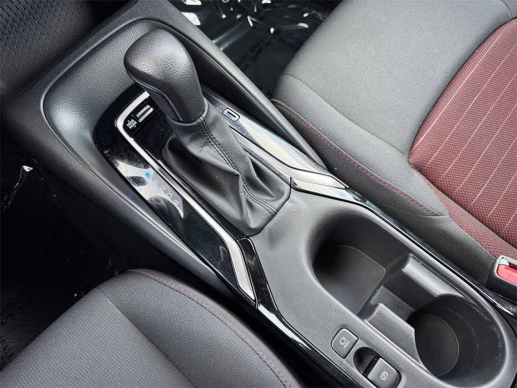Used 2024 Toyota Corolla SE image 13