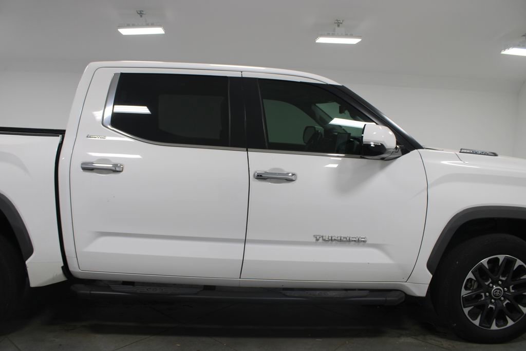 Used 2024 Toyota Tundra Limited AWD/4WD image 11