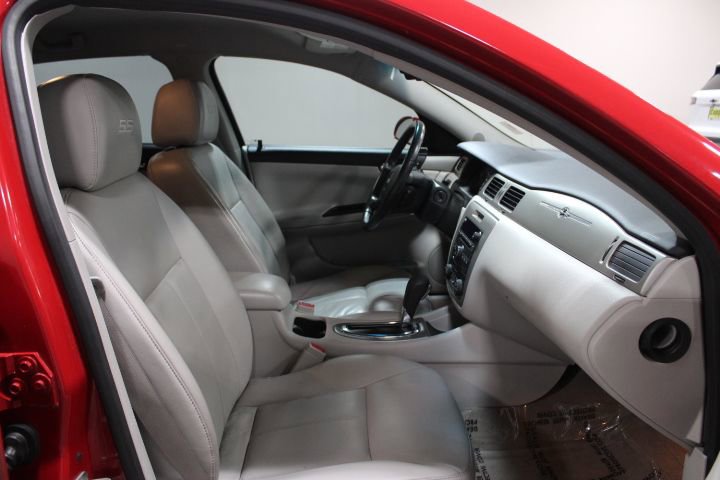 Used 2008 Chevrolet Impala SS w/ Convenience Package image 18