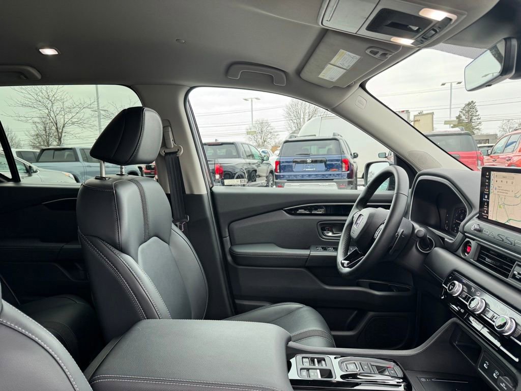Certified 2026 Honda Passport RTL image 17
