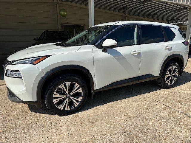 Used 2022 Nissan Rogue SV AWD/4WD image 11