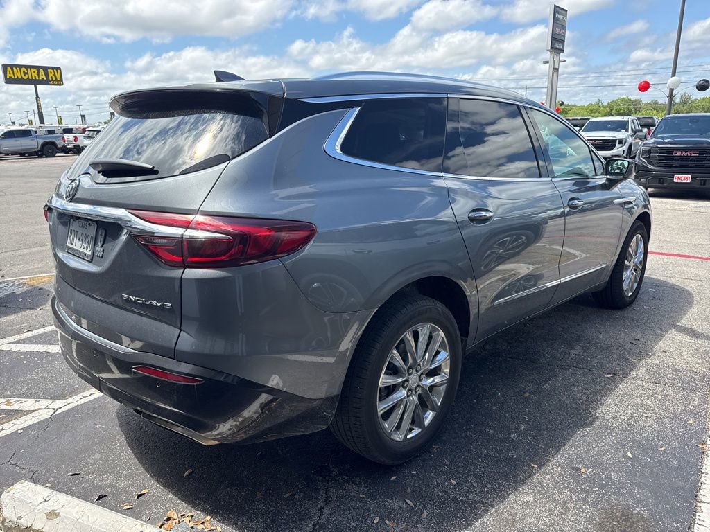 Used 2019 Buick Enclave Essence FWD image 3