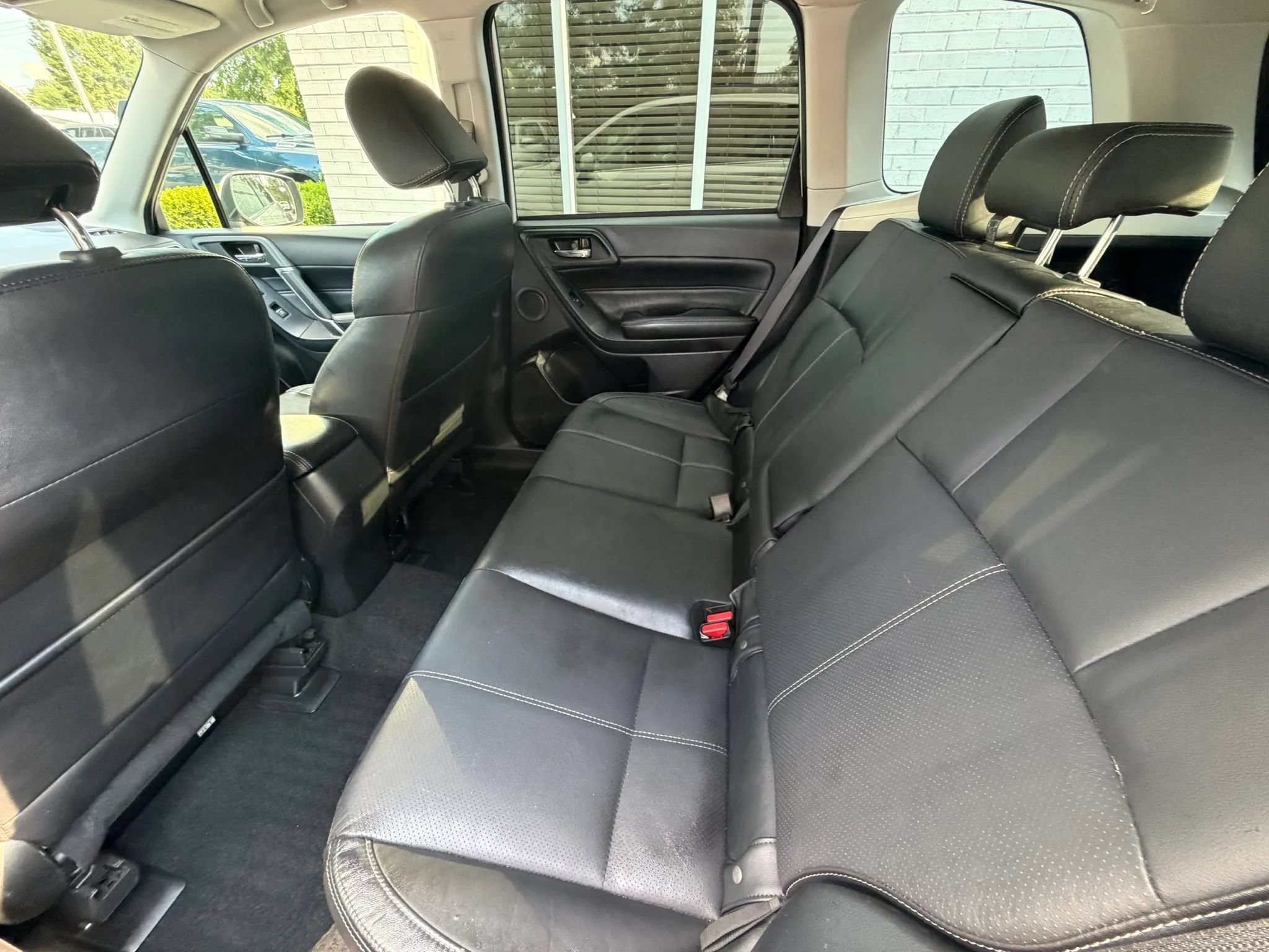 Used 2018 Subaru Forester 2.5i Touring w/ Popular Package #3B AWD/4WD image 19