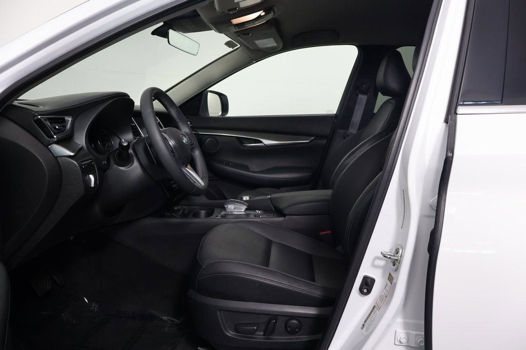 Used 2023 INFINITI QX50 Pure image 10