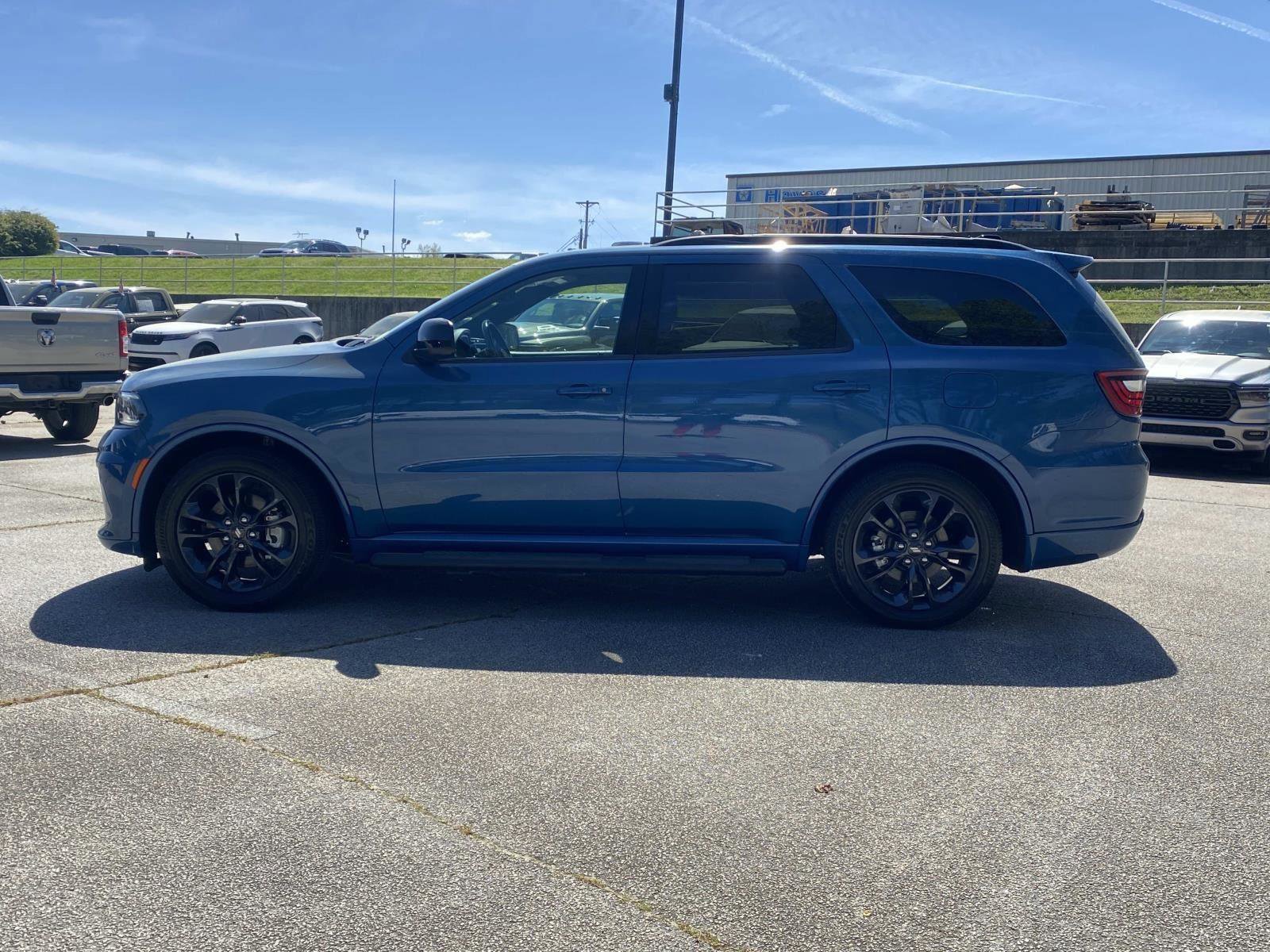 Certified 2024 Dodge Durango GT w/ Blacktop Package image 10