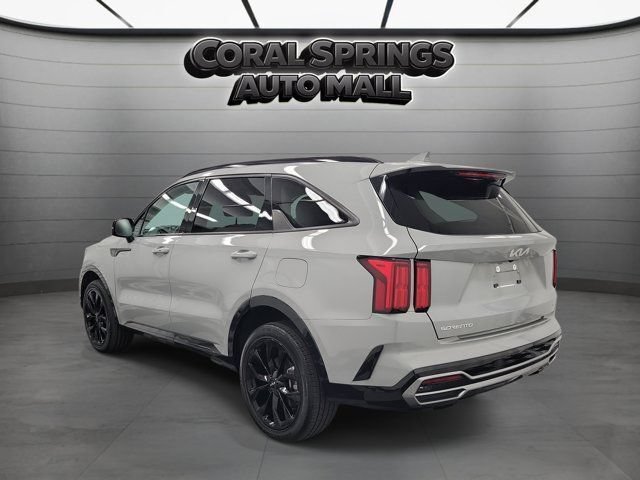 Used 2023 Kia Sorento SX AWD/4WD image 4