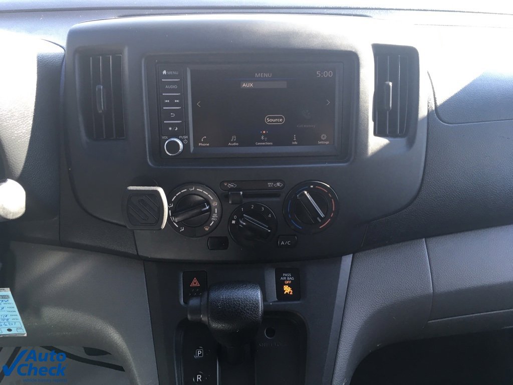 Used 2021 Nissan NV200 S image 25