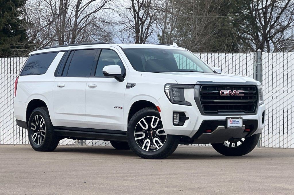 Certified 2022 GMC Yukon XL AT4 w/ Max Trailering Package image 2