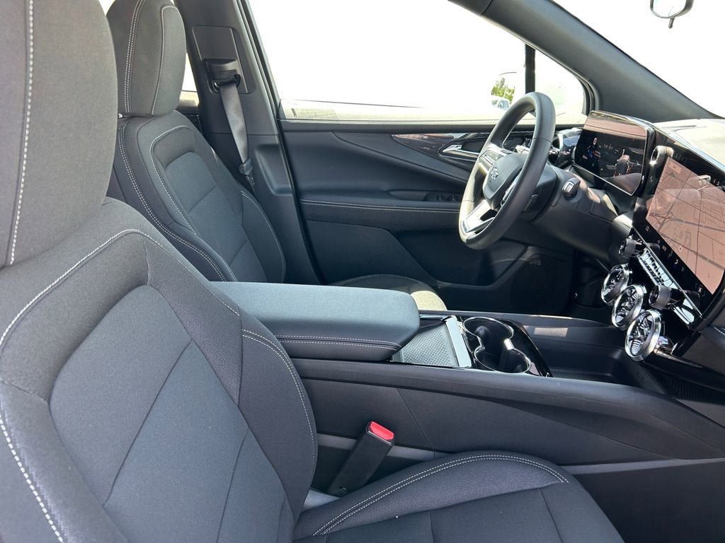 New 2026 Chevrolet Blazer EV LT w/ Midnight/Sport Edition FWD image 17
