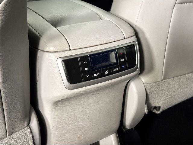Used 2018 Toyota Highlander XLE w/ Protection Package #3 image 39
