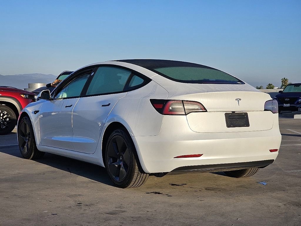 Used 2023 Tesla Model 3 Standard Range image 16
