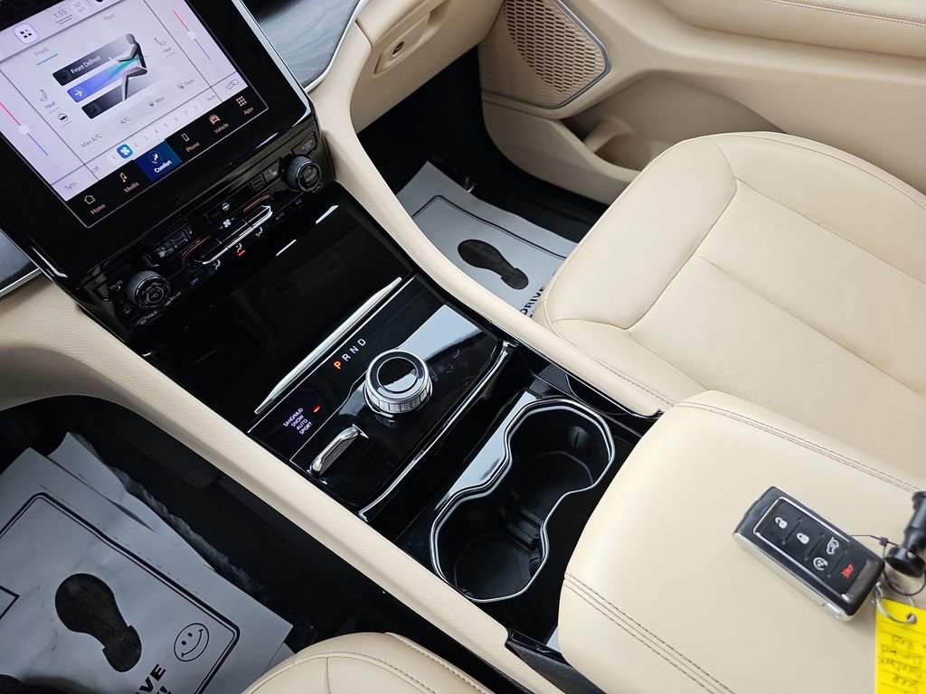 Used 2021 Jeep Grand Cherokee L Limited image 29