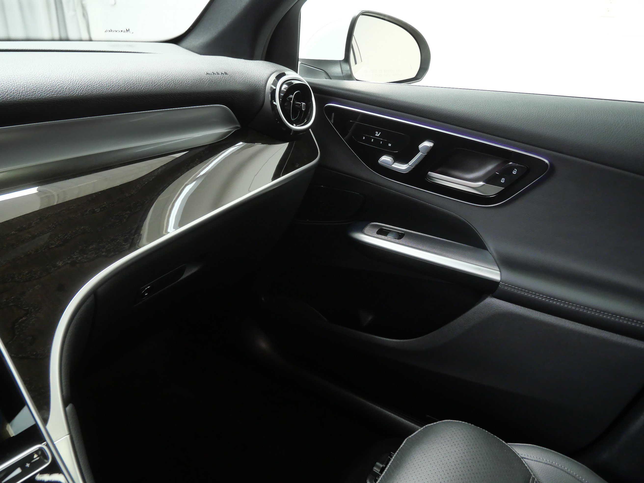Certified 2026 Mercedes-Benz GLC 300 4MATIC image 20