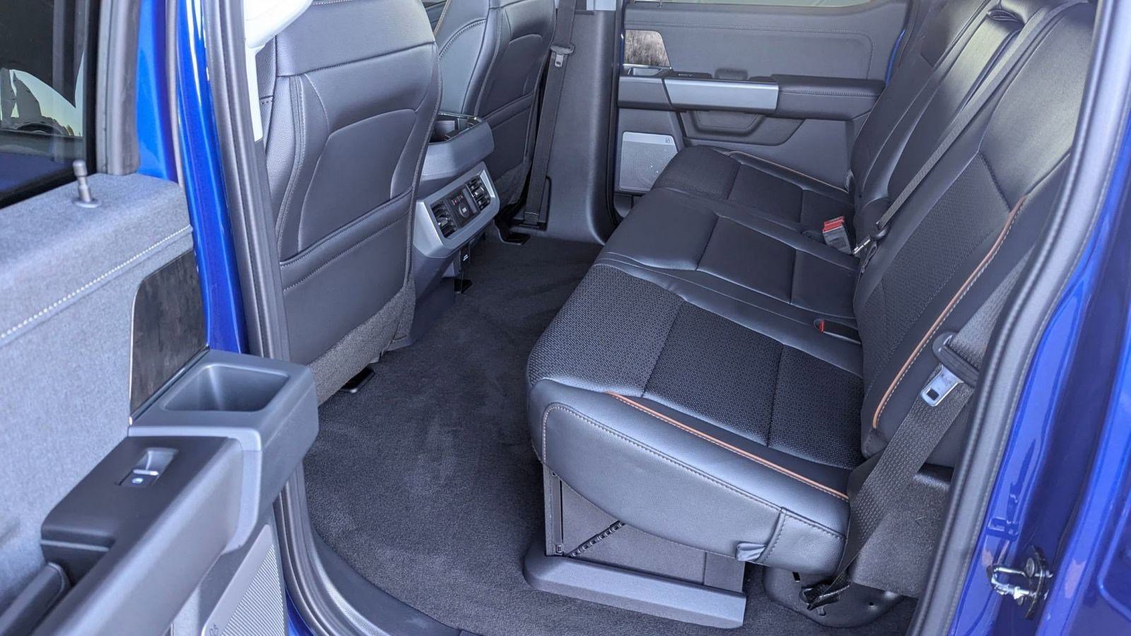New 2026 Ford F250 Lariat w/ Black Appearance Package image 13