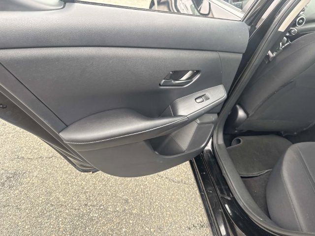 Used 2025 Nissan Sentra S FWD image 15
