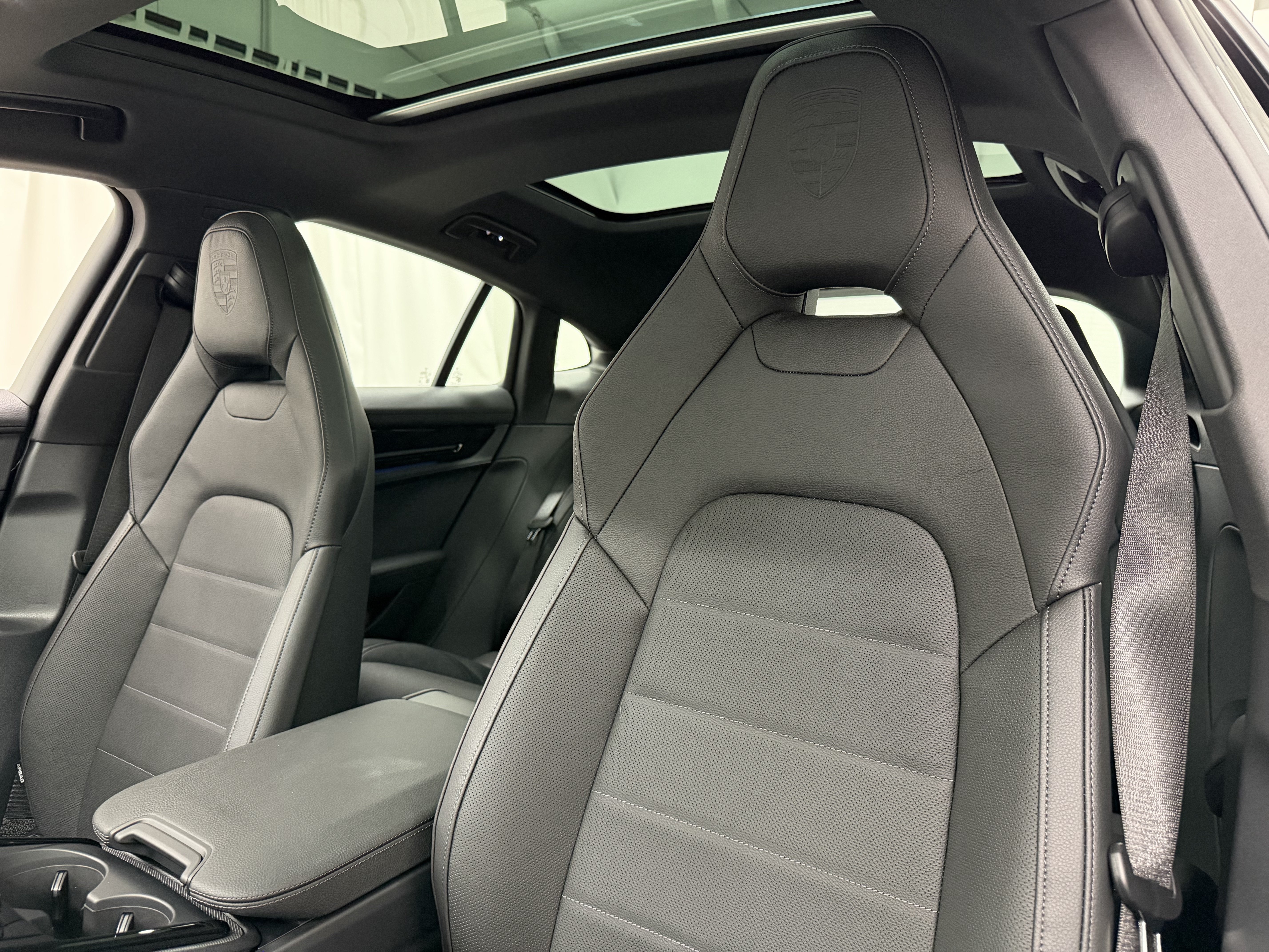 New 2026 Porsche Panamera image 33