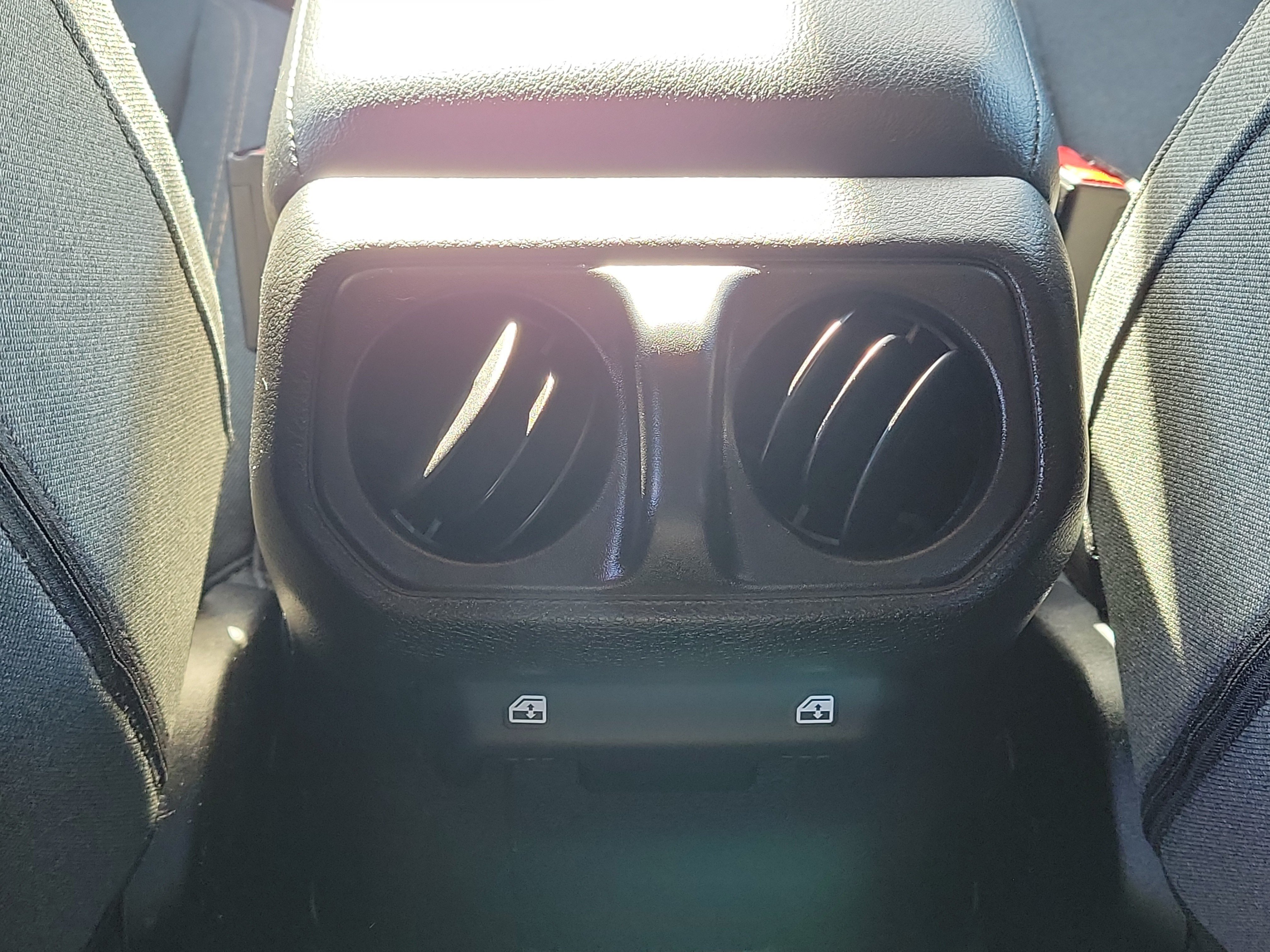 Used 2024 Jeep Wrangler Unlimited Sport AWD/4WD image 13