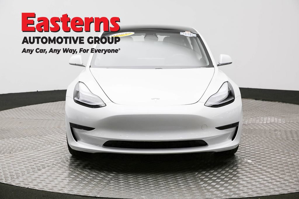 Used 2019 Tesla Model 3 Standard Range RWD image 2