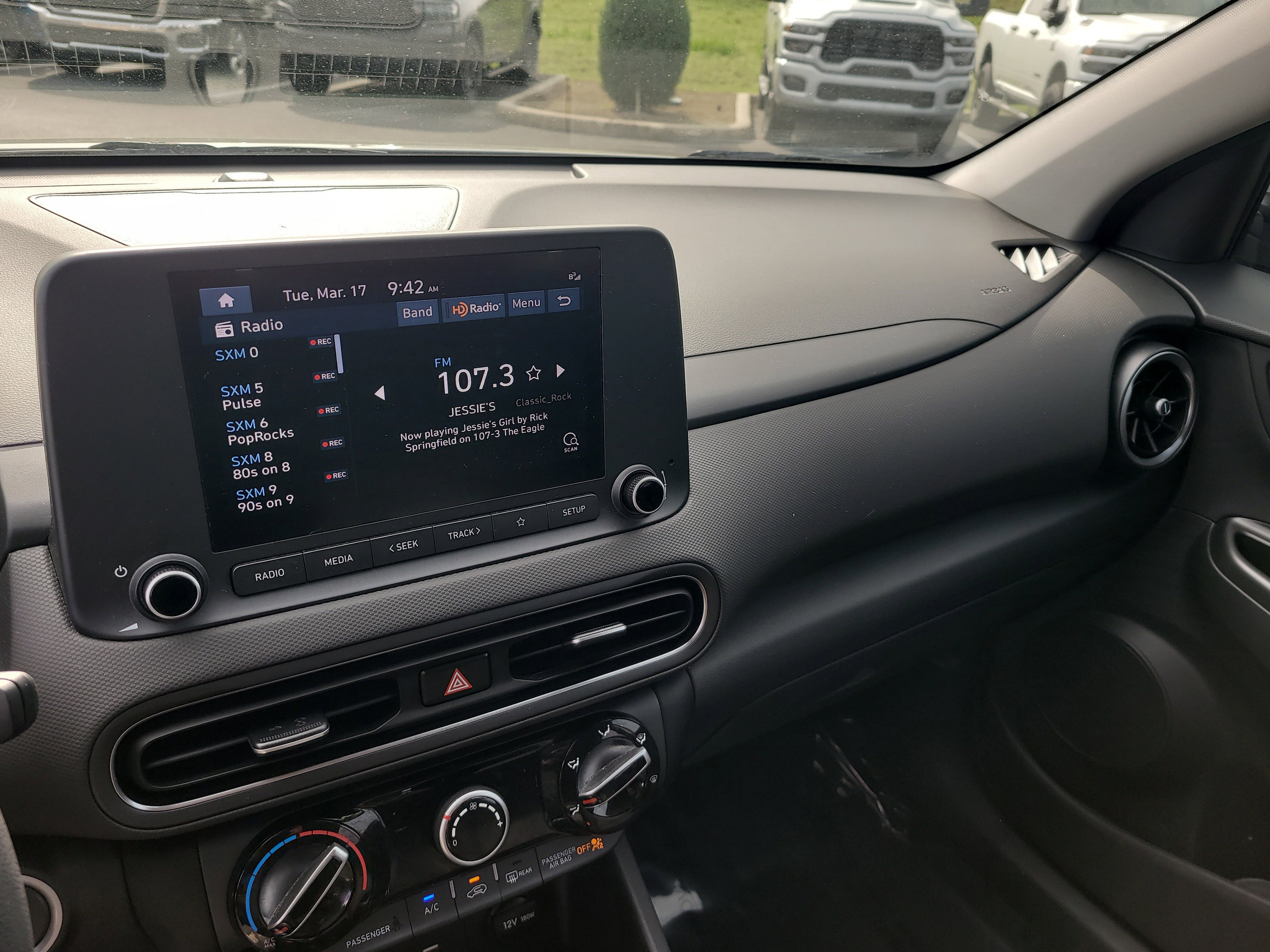 Used 2023 Hyundai Kona SEL w/ Cargo Package FWD image 19