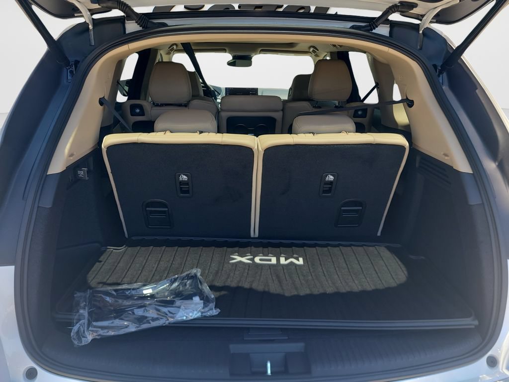 New 2026 Acura MDX SH-AWD image 9