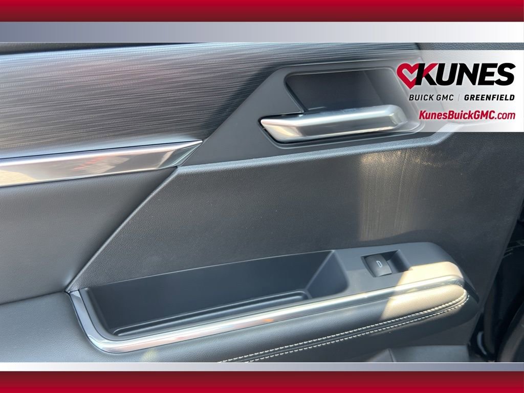 New 2025 GMC Acadia Elevation w/ Elevation Premium Package FWD image 40
