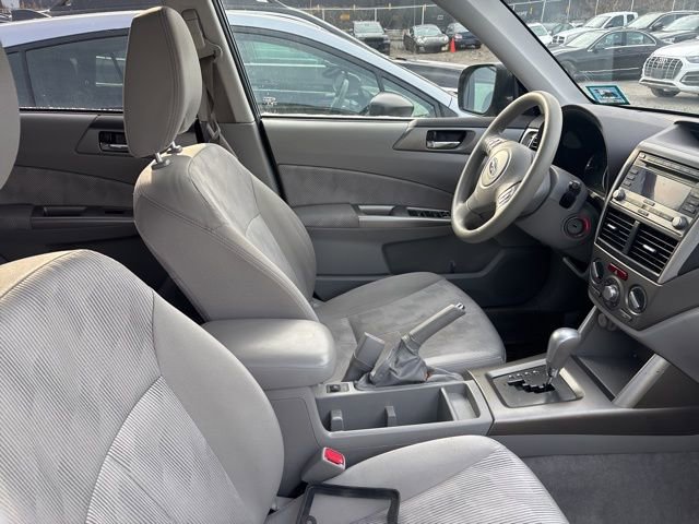 Used 2010 Subaru Forester 2.5X Premium image 11