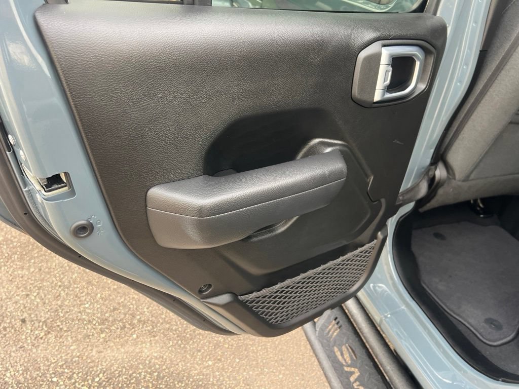 Certified 2024 Jeep Gladiator Sport AWD/4WD image 28