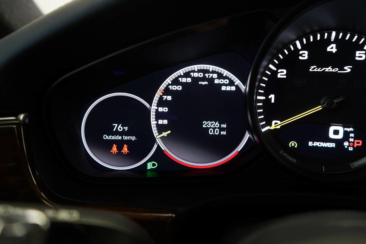 Used 2023 Porsche Panamera Turbo S image 96