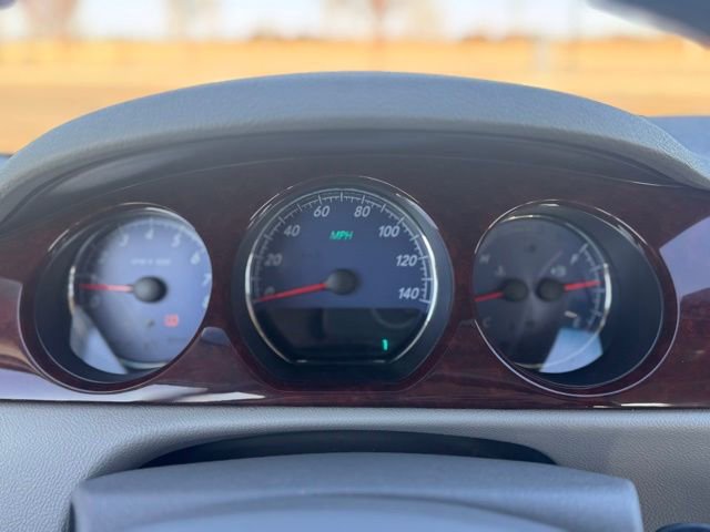 Used 2008 Buick Lucerne CXS image 12