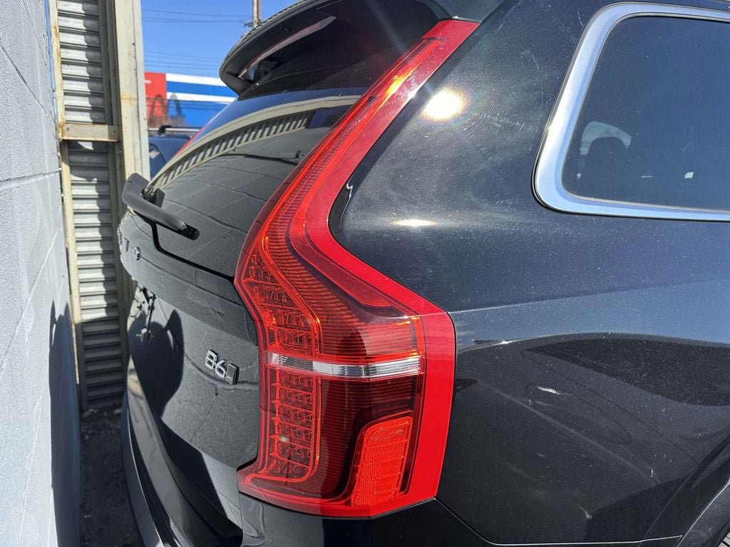 Used 2023 Volvo XC90 B6 Plus AWD/4WD image 7