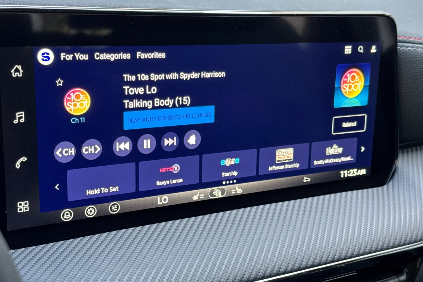 New 2026 Nissan Kicks SR w/ Cold Weather Package image 15