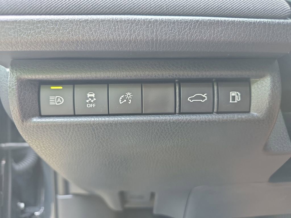 Used 2026 Toyota Camry LE FWD image 21