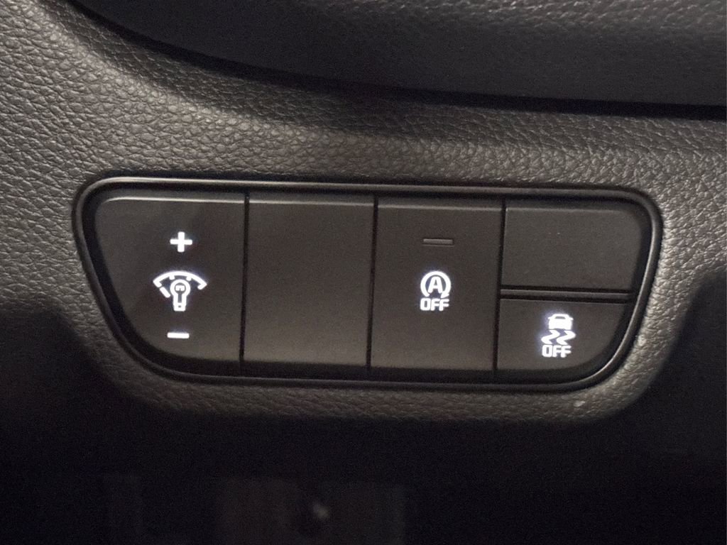 Certified 2024 Kia Seltos S image 33