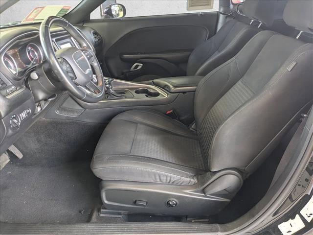 Used 2015 Dodge Challenger R/T w/ Quick Order Package 28B R/T RWD image 14