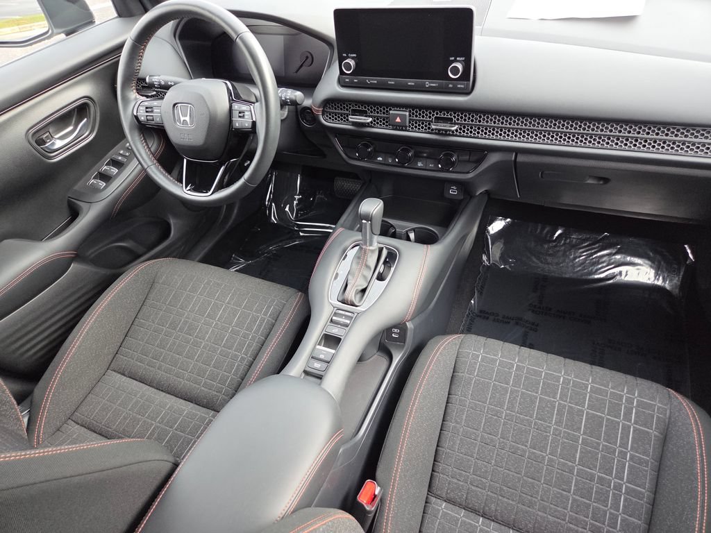 Used 2024 Honda HR-V Sport image 29