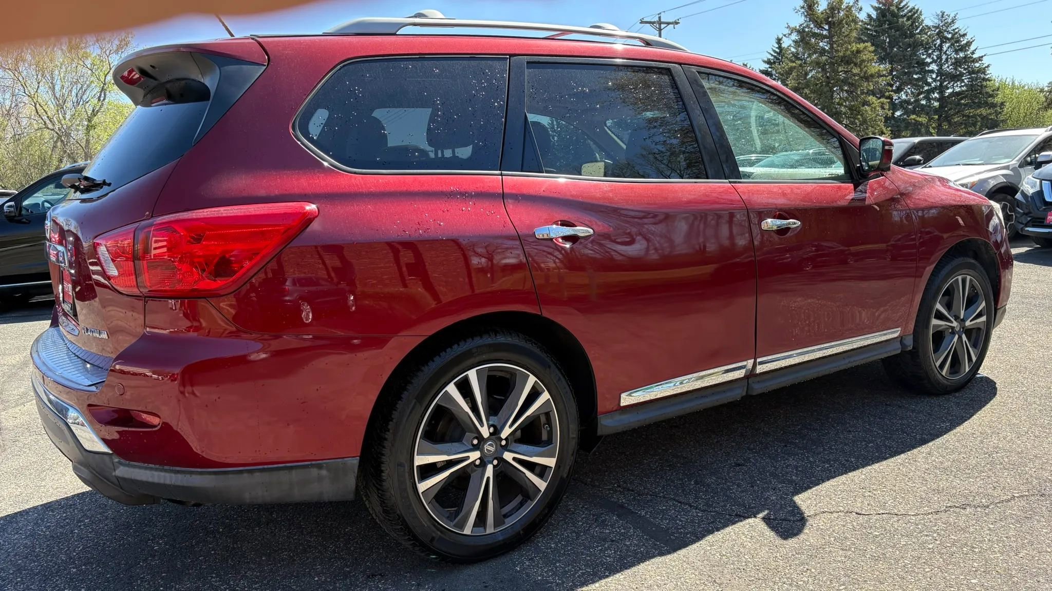 Used 2018 Nissan Pathfinder Platinum FWD image 10