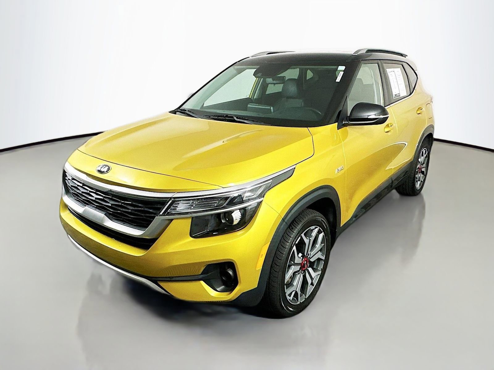 Used 2021 Kia Seltos S AWD/4WD image 3