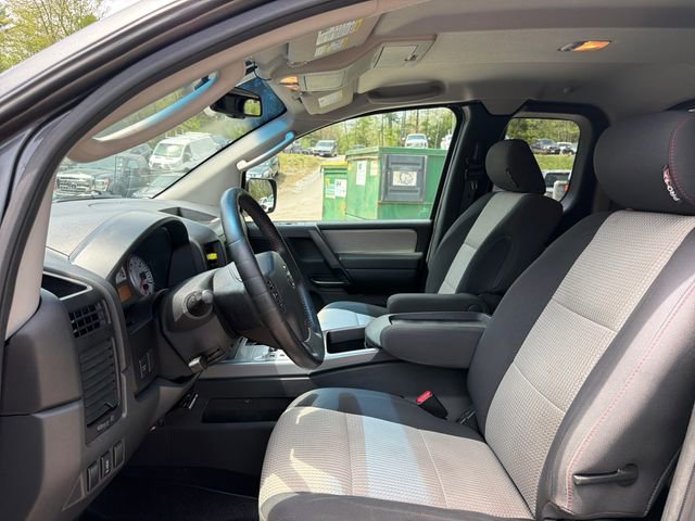 Used 2011 Nissan Titan PRO-4X AWD/4WD image 11