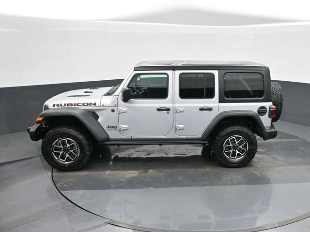 Used 2024 Jeep Wrangler Unlimited Rubicon w/ Capability Package image 35