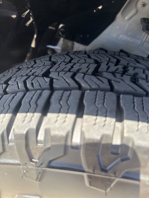 Used 2025 Nissan Rogue SV image 19