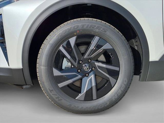 New 2026 Toyota C-HR AWD/4WD image 10