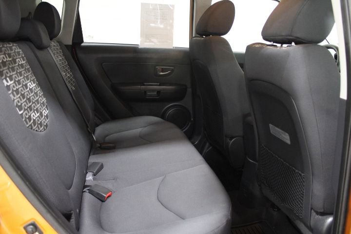 Used 2011 Kia Soul + w/ Audio Pkg image 21